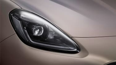 Maserati Grecale Folgore - front light