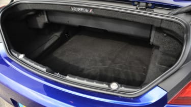 BMW M6 Convertible boot
