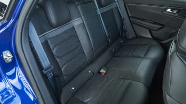 Citroen C5 X - rear seats