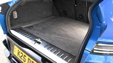 Aston Martin DBX S - boot