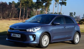 Kia Rio - front