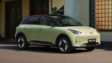 Geely EX2 - green front angled outside