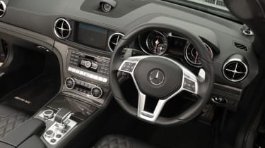 Mercedes SL65 AMG dashboard