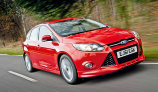 Ford Focus Zetec S 2.0 TDCi front tracking