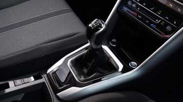 Volkswagen T-Roc - centre console 