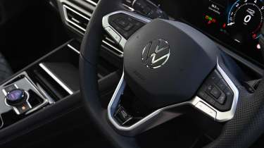 Volkswagen Tiguan UK - steering wheel