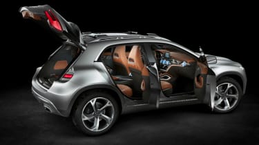Mercedes Concept GLA doors open