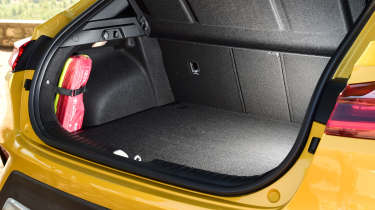 Kia XCeed - boots