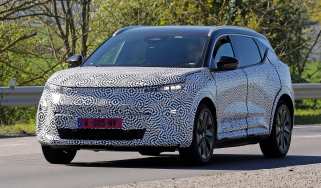 Renault Scenic facelift (camouflaged) - front