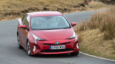 Toyota Prius - front cornering