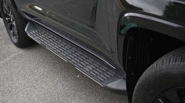 Mitsubishi L200 - side step