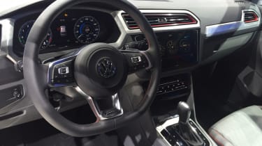 Volkswagen Tiguan GTE Active Concept - interior 2 show