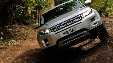 Range Rover Evoque off-road front