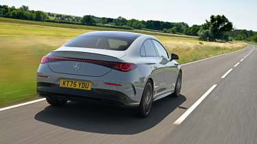 Mercedes CLA Hybrid - rear tracking