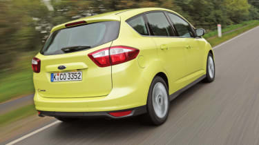 Ford C-MAX rear tracking