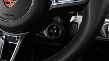 Porsche Cayman - buttons