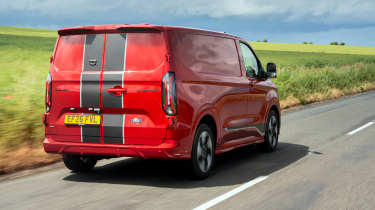 Ford Transit Custom - rear tracking