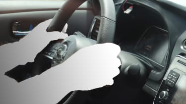 2018 Nissan Leaf spy shot interior