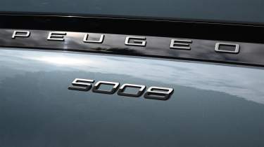 Peugeot 5008 - rear badging