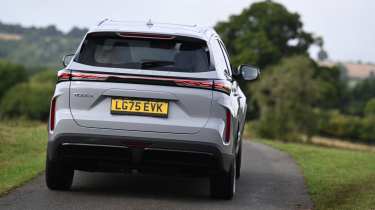 Chery Tiggo 7 - rear action