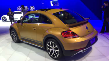 VW Beetle Dune 2015 - Pictures | Auto Express