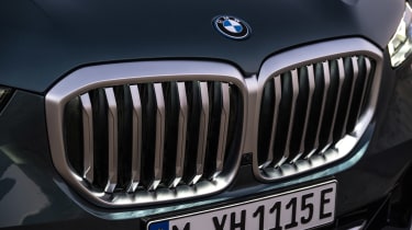 BMW X5 facelift - grille