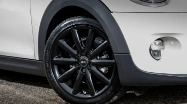MINI Cooper - wheel detail
