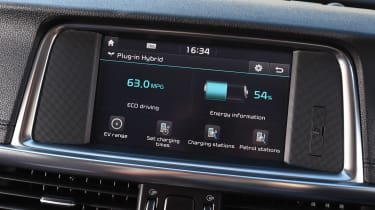 BMW 116d EfficientDynamics - interior
