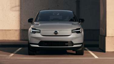 Volvo EC40 facelift - full front