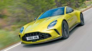 Aston Martin Vantage - front tracking