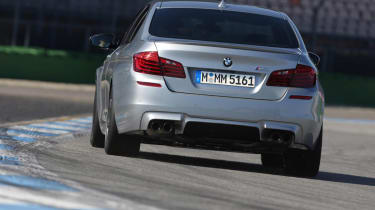 BMW M5 facelift rear action