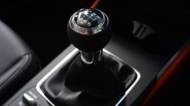 Audi Q2 - gear lever