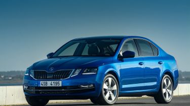 Skoda Octavia 2017 - front quarter