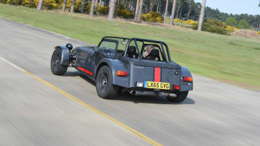 Convertible megatest - Caterham Seven 620S - rear tracking