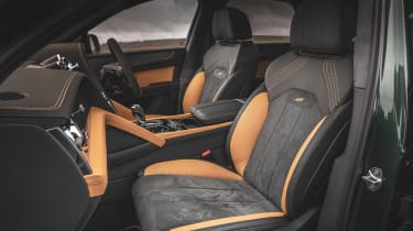 Range Rover vs Bentley Bentayga - Bentley Bentayga front seats