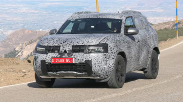 2024 Dacia Duster (camouflaged) - front tracking