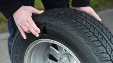 Mitsubishi L200 long-term test - tyre damage