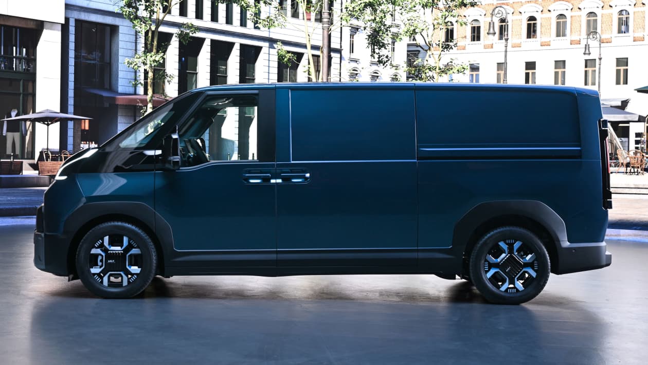 Kia PV7 Cargo side profile