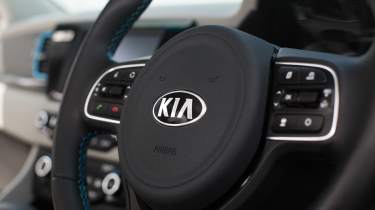 Kia Niro PHEV - steering wheel