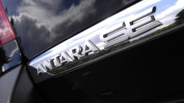 Vauxhall Antara CDTi SE Auto logo