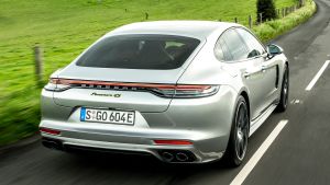 New%20Porsche%20Panamera%204S%20E-Hybrid%202020-19.jpg