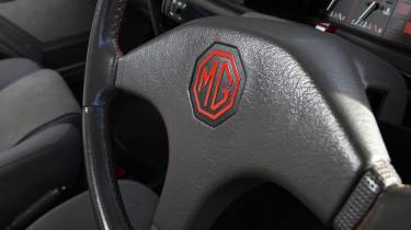 MG Montego - steering wheel