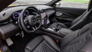 Maserati GranTurismo - cabin