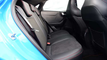 Ford Puma ST Powershift - rear seats