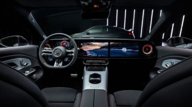 Mercedes-AMG CLA 45 - interior