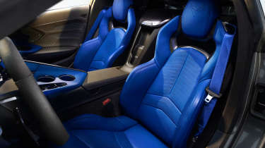 Chevrolet Corvette Grand Sport - blue seats