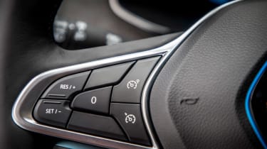 Renault ZOE - steering wheel controls