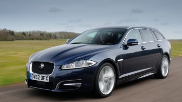 Jaguar XF Sportbrake 2.2D front tracking