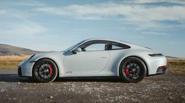 Porsche 911 Carrera GTS - side static