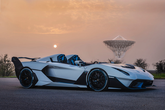 One-off Lamborghini SC20 speedster unveiled: 759bhp V12, no windscreen - Vimarsana News